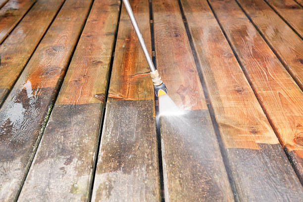 Playground Equipment Cleaning in Manitowoc, WI